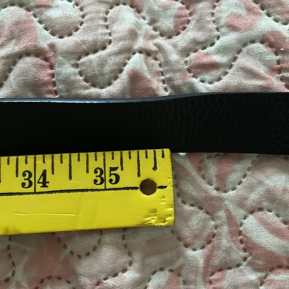 Calvin Klein Black Leather Belt with Reversible Design - Picture 4 of 7